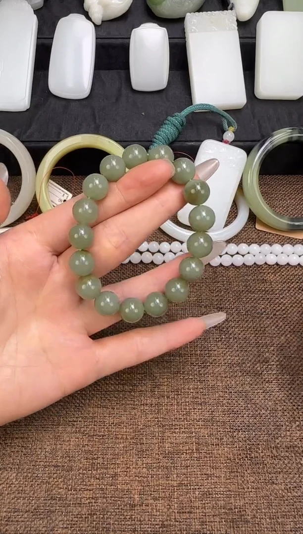 未镶嵌手串和田玉手串