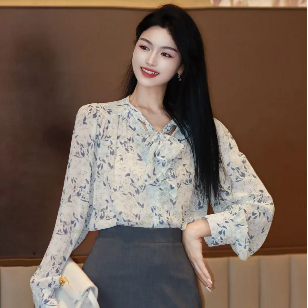 GIRDEAR/哥弟1300730 新款女士气质优雅时尚碎花长袖飘带甜美衬衫