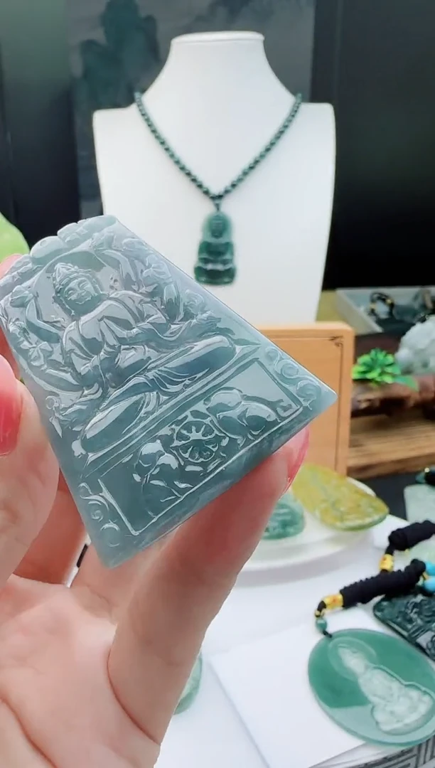 【闪购商品】翡翠颈饰未镶嵌11111111111