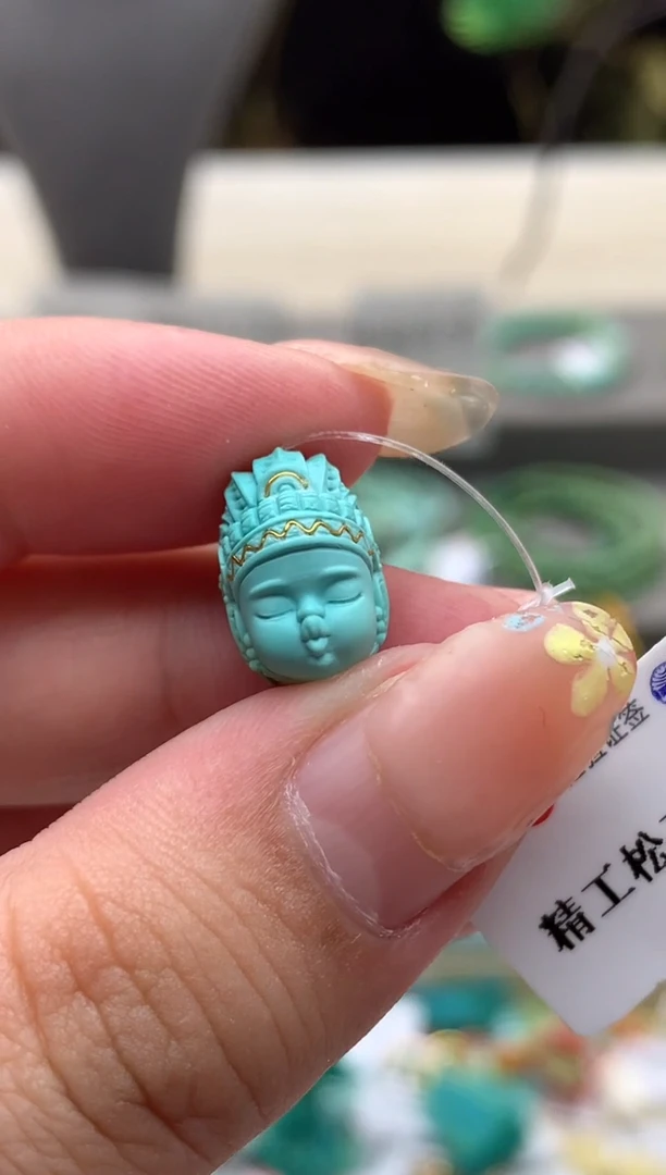 绿松石未镶嵌雕刻C82