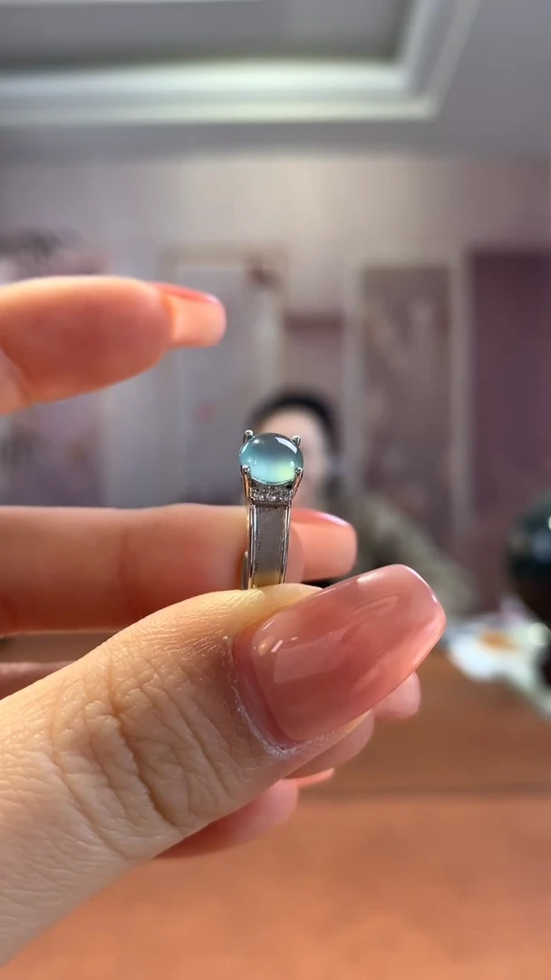 【闪购商品】翡翠颈饰银S925镶嵌翡翠戒指