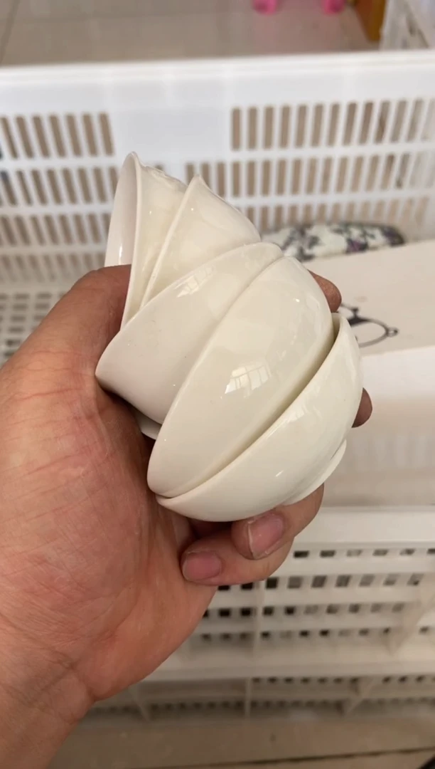 杯无运费险有瑕疵的摄影的产品有使用过的痕迹有点脏介意勿拍