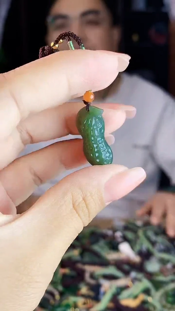 颈饰未镶嵌和田玉多样性发货拍一发一