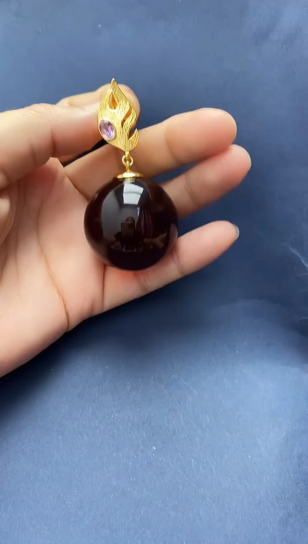 裸石琥珀未镶嵌格**?吊坠