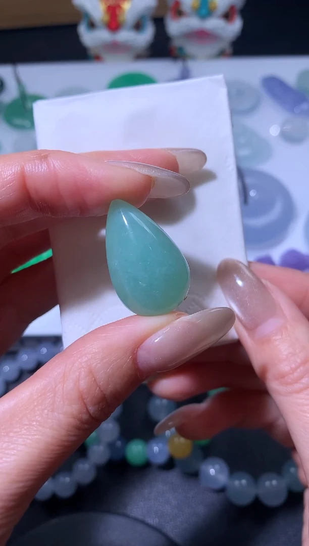 未镶嵌定制翡翠翡翠