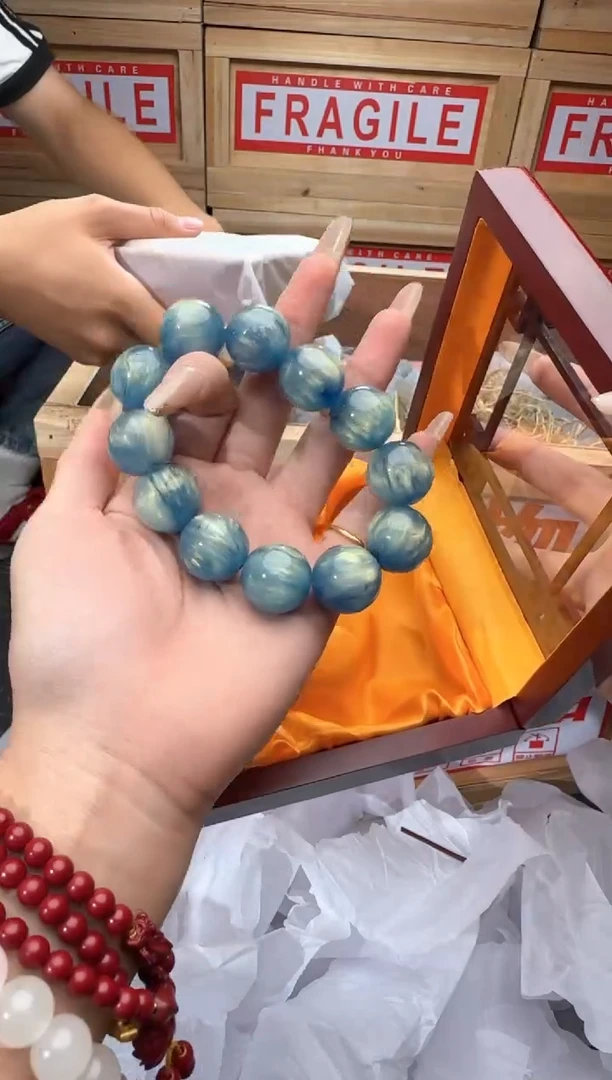 精美手串（无礼盒）