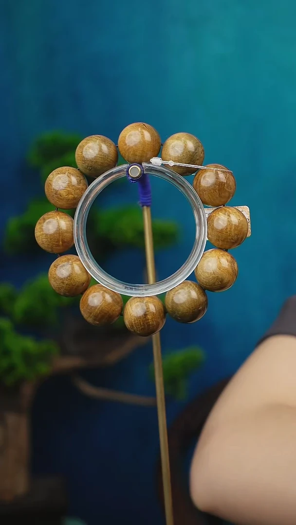 木木·木木奶香木坡垒2.0手串