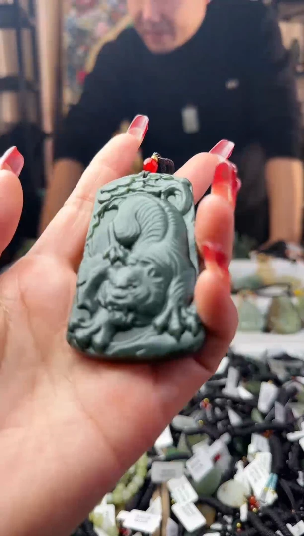 颈饰未镶嵌和田玉和田玉吊坠47