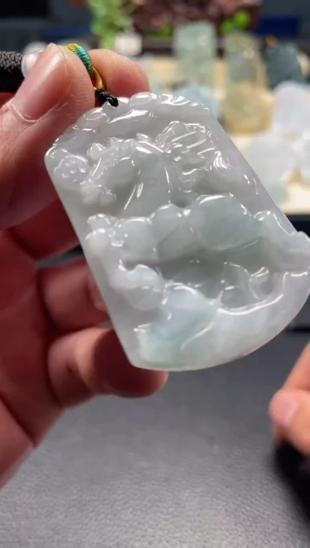 颈饰未镶嵌翡翠12/27/154