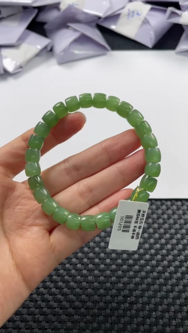 未镶嵌手串和田玉基地发货H 2759