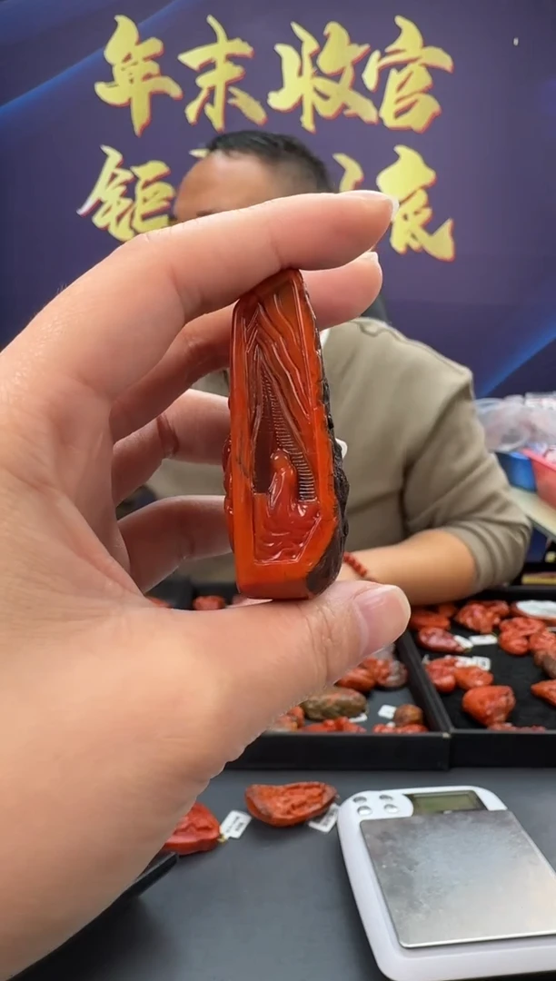 【闪购商品】南红玛瑙雕刻未镶嵌110ZB0118产品一个