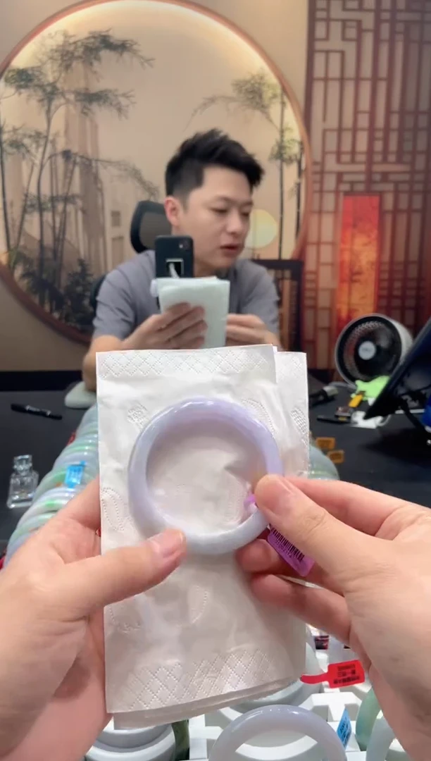 翡翠手镯未镶嵌❣*000050763