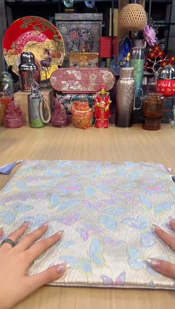 49幽蝶凝香坐垫