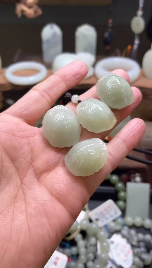 【闪购商品】和田玉手把件未镶嵌且末迪克兰富甲一方 多样性发一