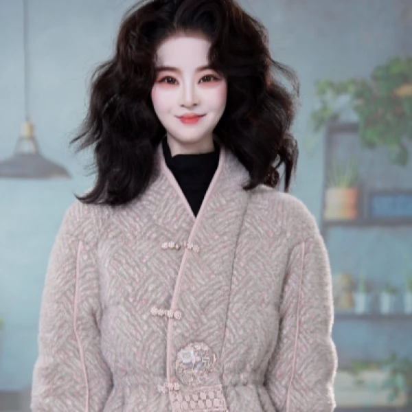 新款时尚设计感气质减龄盘扣保暖羽绒服M-4XL