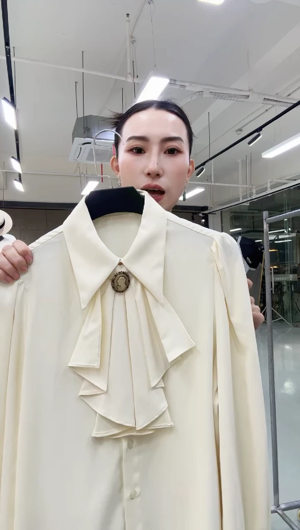 岚子闪购 2025年新款服装上衣 孤品清货 编号100