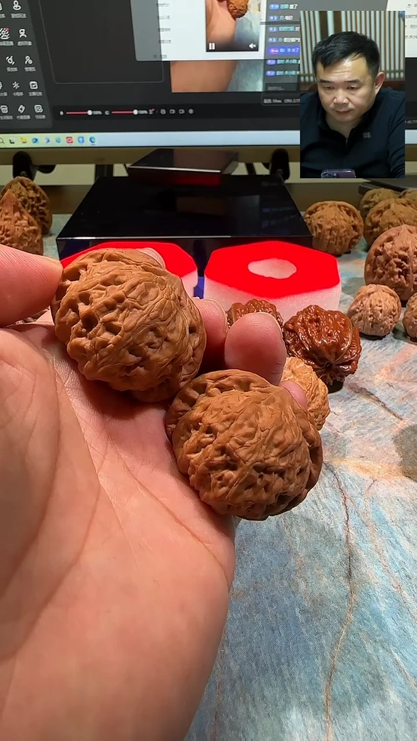 吊坠文玩核桃松**报神磨39