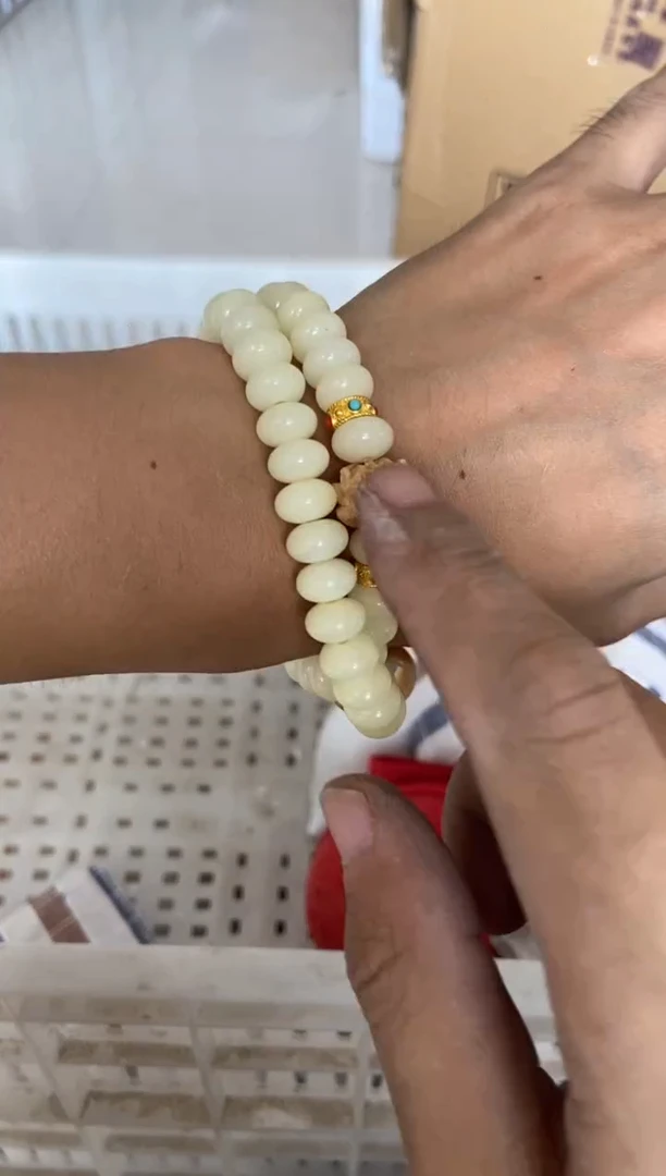 杯摄影的产品有使用过的痕迹有点脏介意勿拍WR21