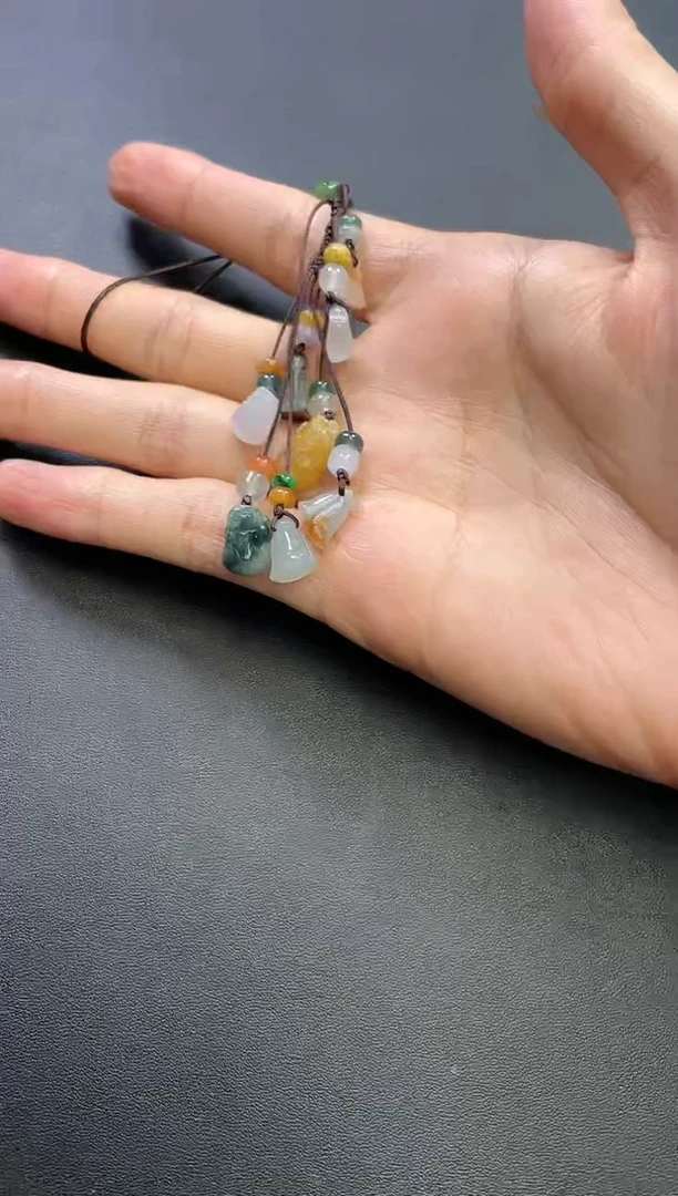 【闪购商品】翡翠挂件未镶嵌多宝手机挂