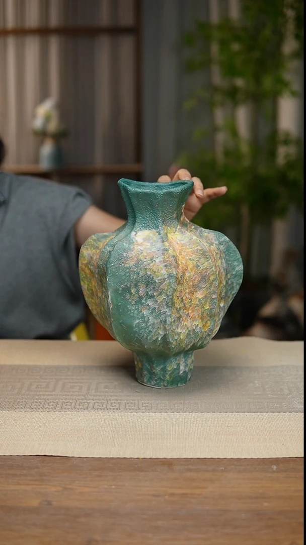 异形花器涂鸦绿胖南瓜