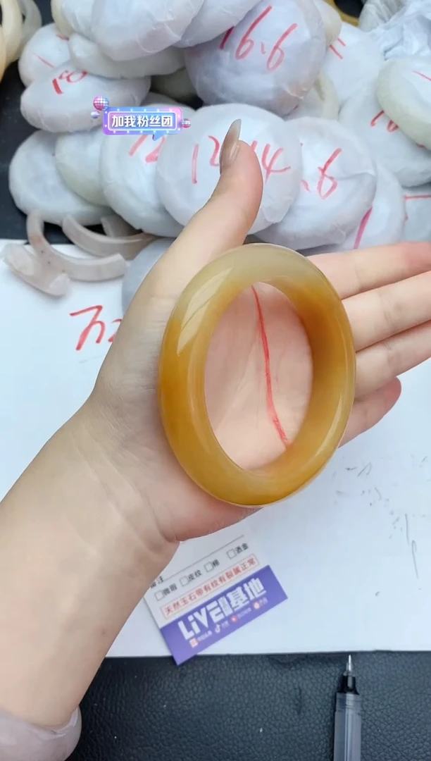 石英质玉手镯未镶嵌22+61.5