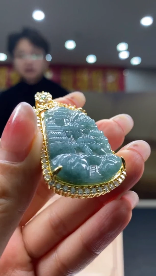 【闪购商品】翡翠颈饰未镶嵌********12