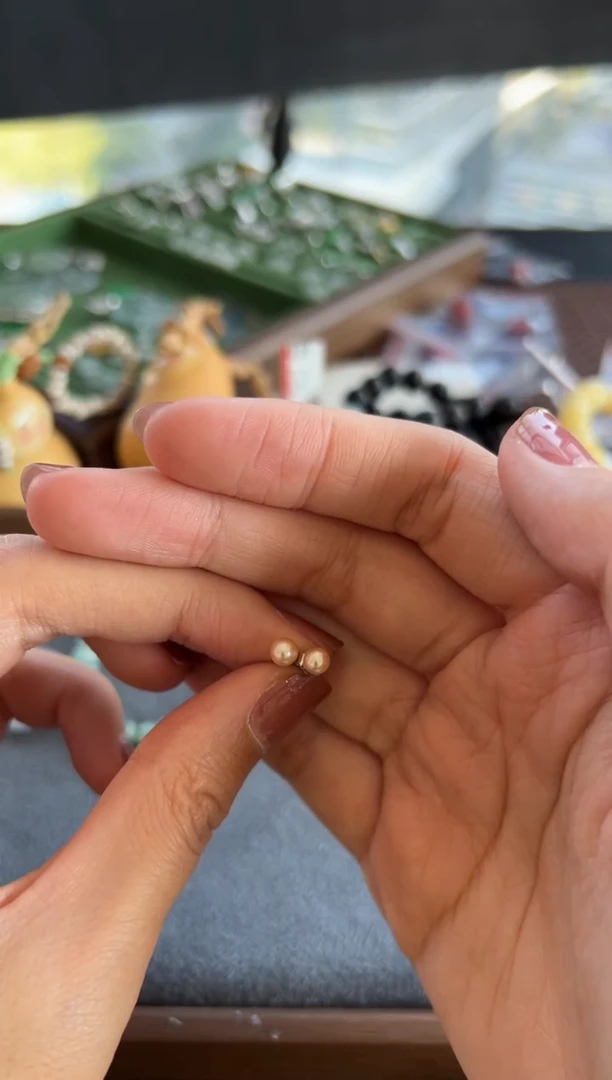 【闪购商品】淡水珍珠耳饰未镶嵌513小珍珠买断多样性发一