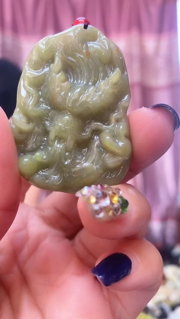 未镶嵌岫玉吊坠