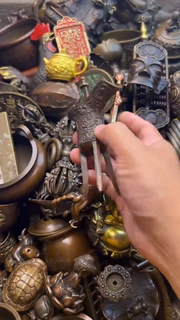 精美铜器，点击下单