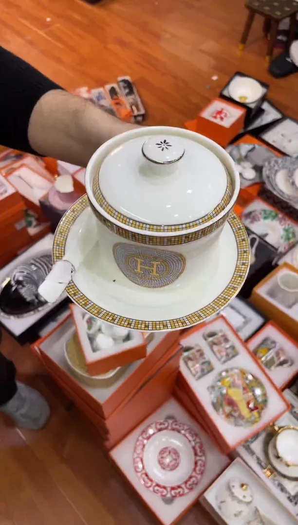 杯鸿辉家品牌瓷器，京东包邮！