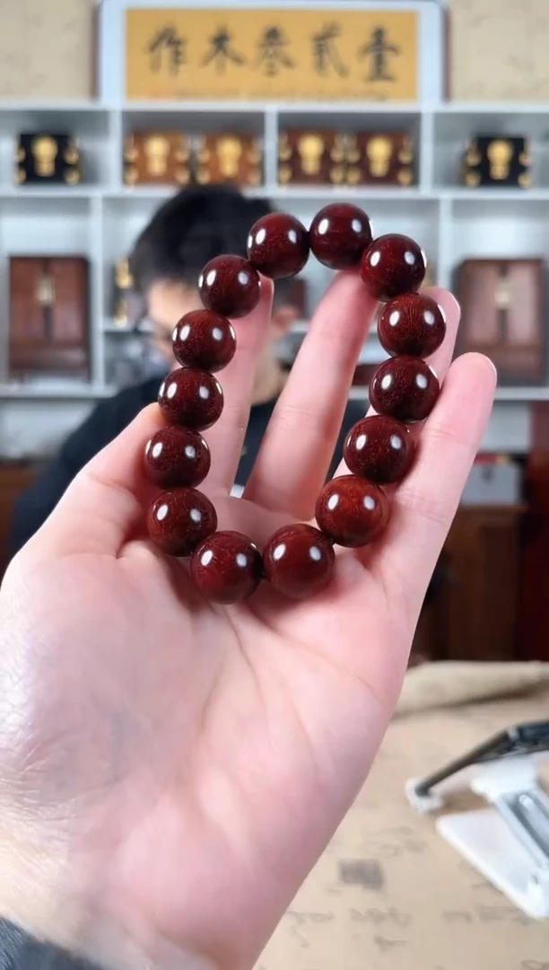 檀香紫檀（小叶紫檀）琴料1.6 圆珠单圈手串