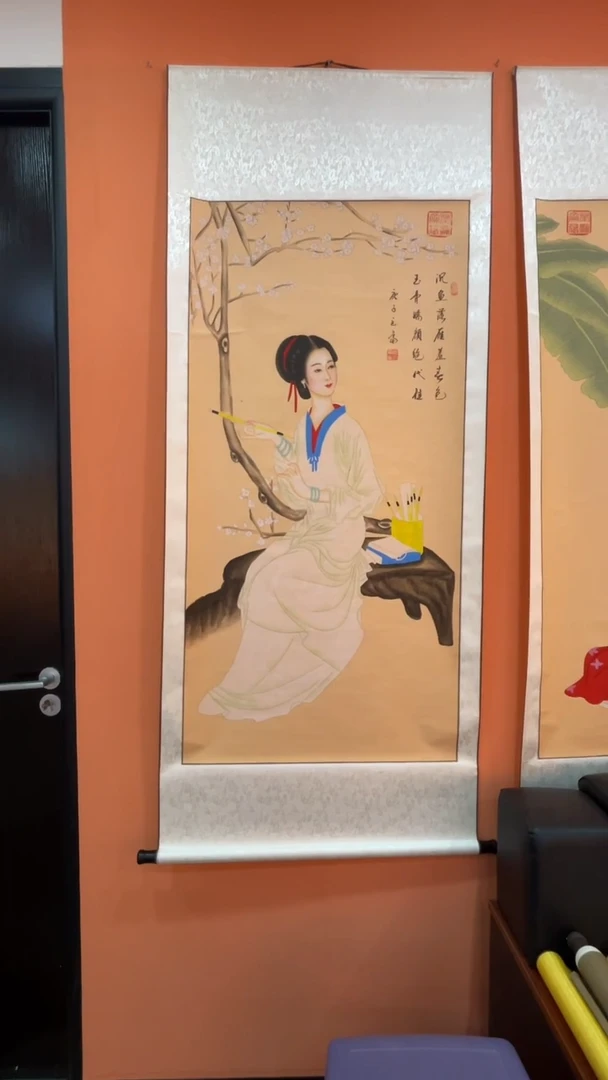 国画张巨富 宫廷侍女图卷轴1