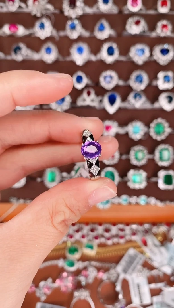 【闪购商品】彩色蓝宝石18K金戒指18K金镶嵌·