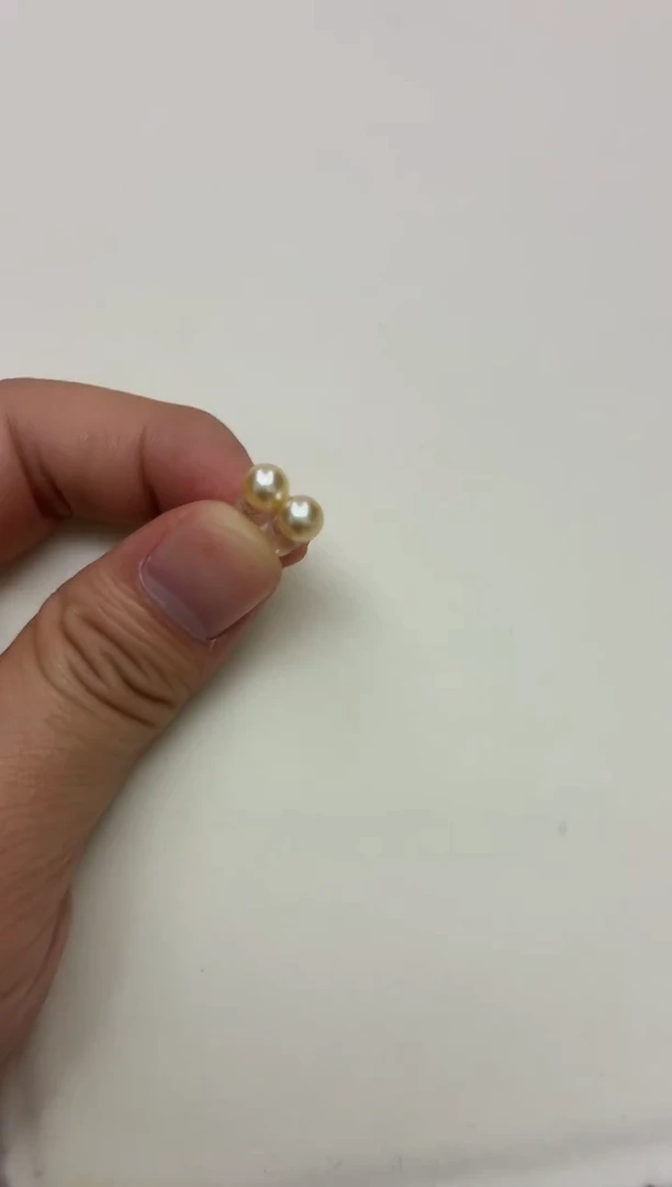 18K金镶嵌DA海水珍珠耳饰5-6 y221