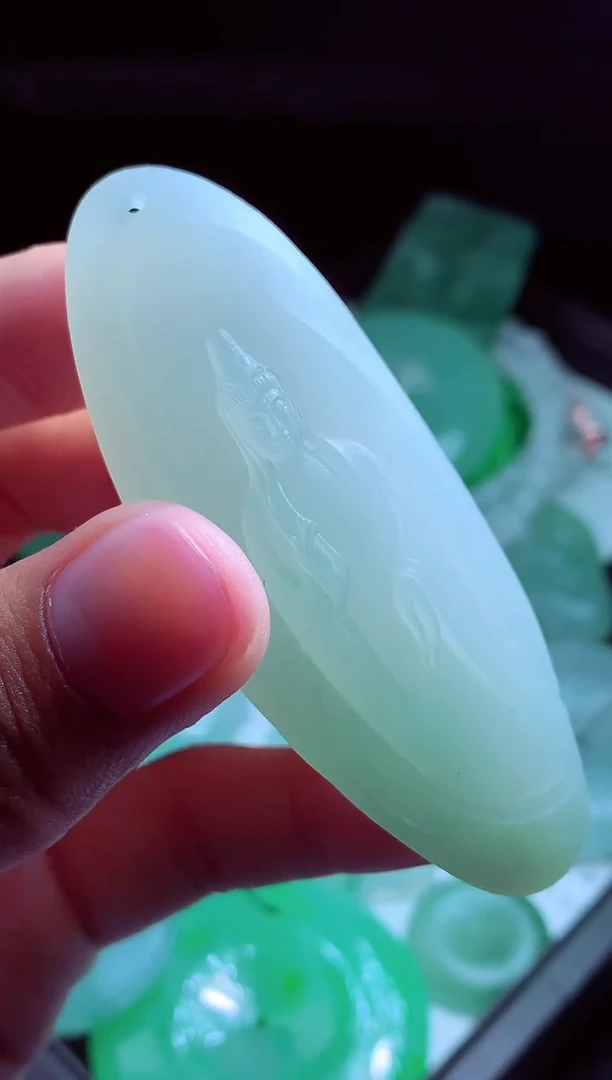 定制翡翠未镶嵌翡翠毛货定制