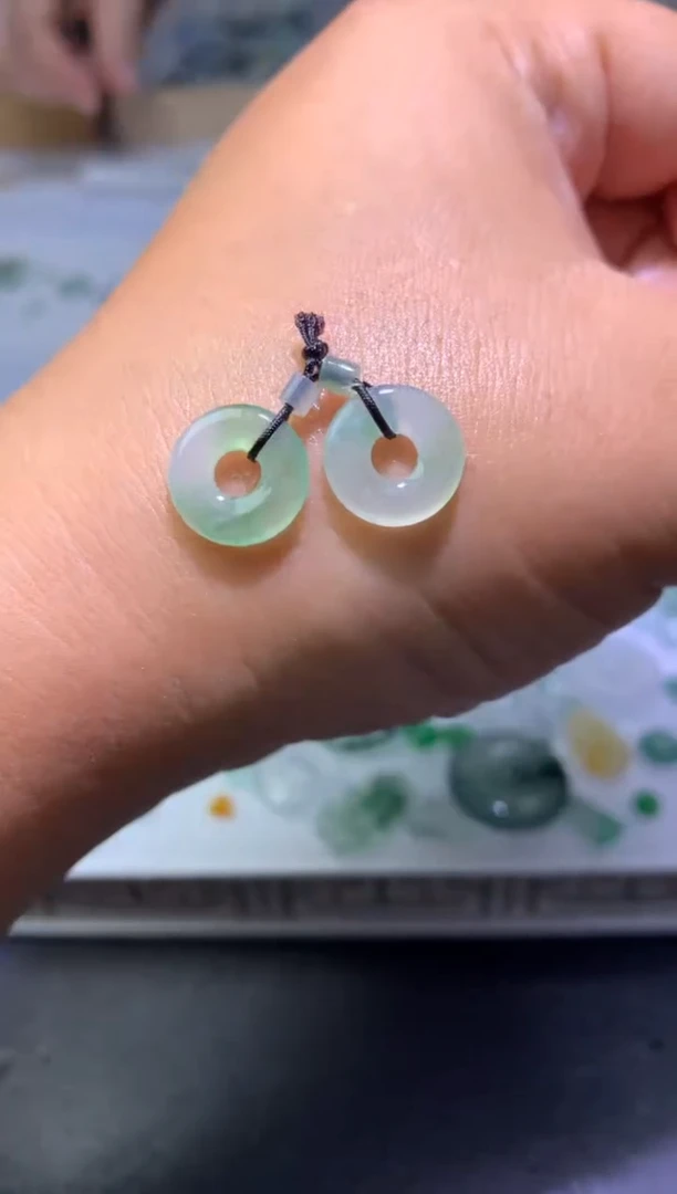 未镶嵌定制翡翠毛货