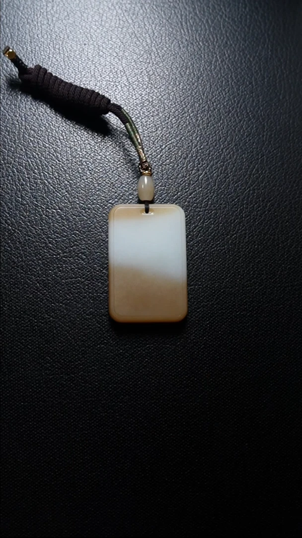 【闪购商品】和田玉颈饰未镶嵌无事牌