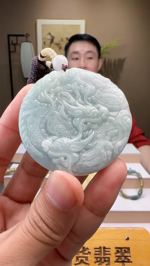 颈饰未镶嵌翡翠阳*凌XM@@AYFL014B