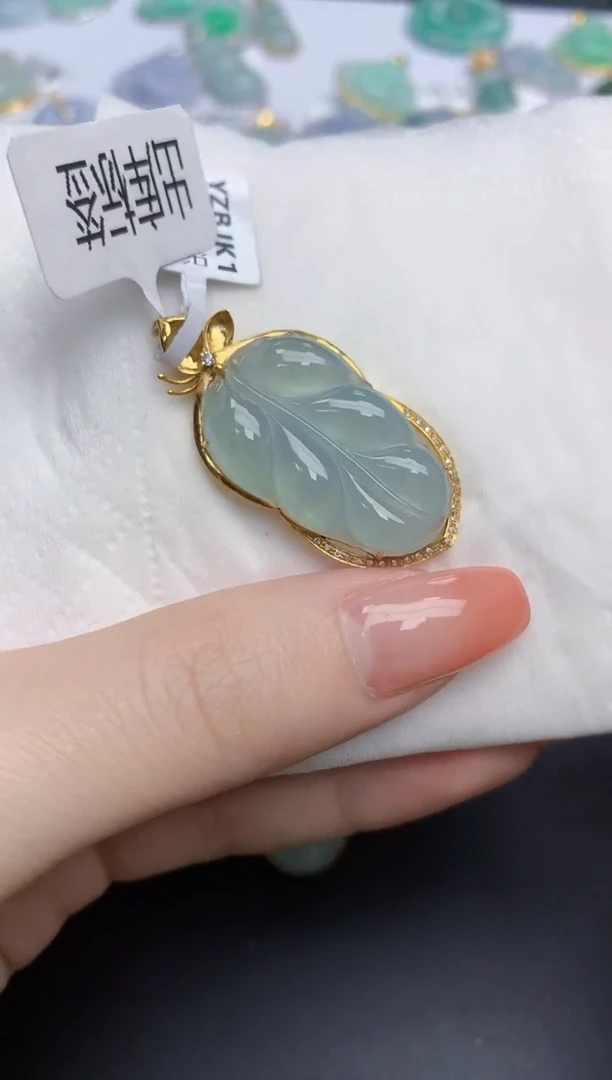 【闪购商品】翡翠颈饰18K金镶嵌天然缅甸翡翠A货
