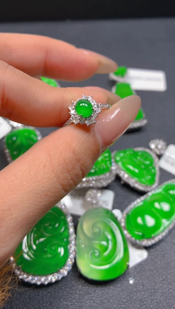 吊坠(不含链)银S925镶嵌翡翠1