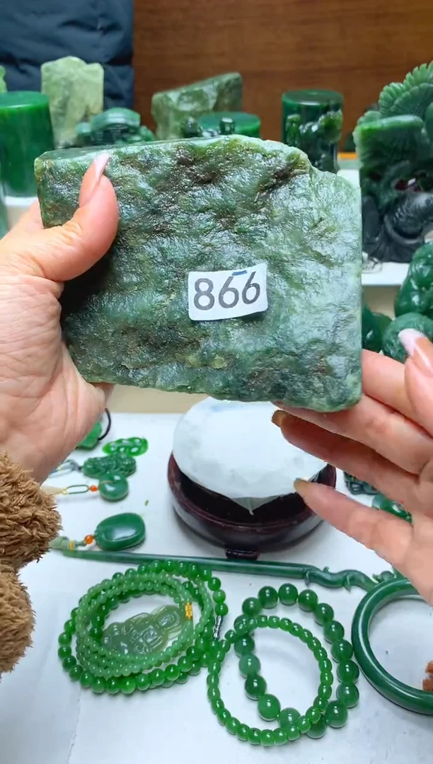 未镶嵌和田玉珠宝半成品1