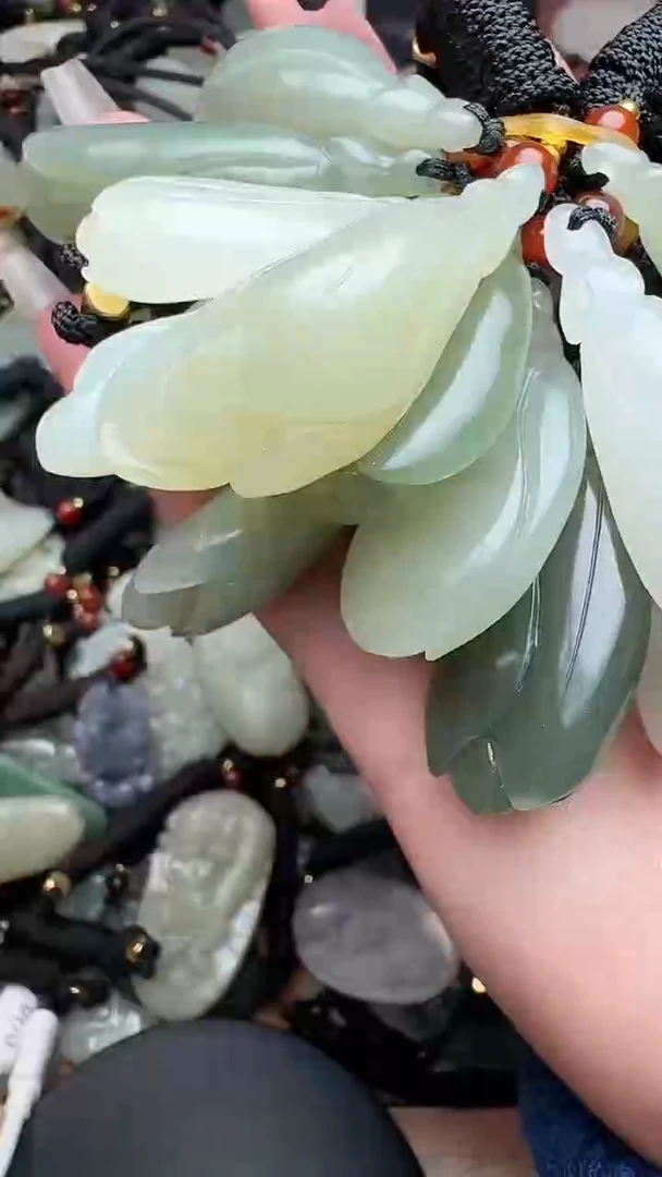 【闪购商品】和田玉颈饰未镶嵌（多样性发货发其一随机发货拍一发一）