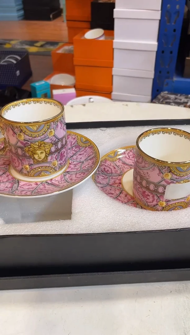 杯鸿辉家品牌瓷器，京东包邮！