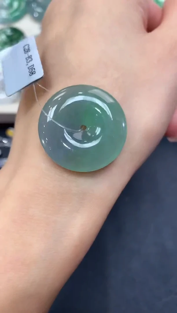 【闪购商品】翡翠吊坠(不含链)未镶嵌a32          