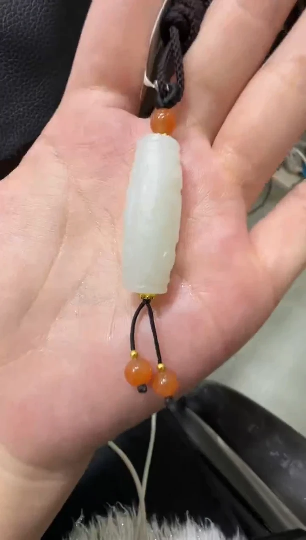 吊坠(赠链)未镶嵌和田玉天泰白玉天珠挂件（产地直发）