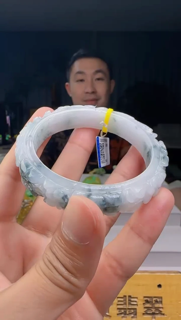 颈饰未镶嵌翡翠枫**.684641