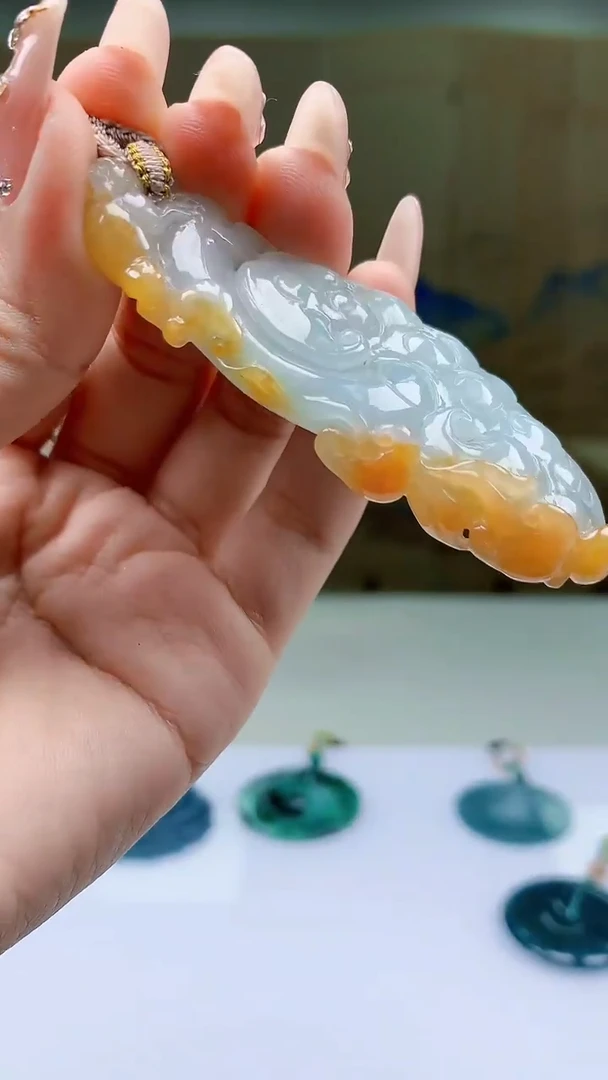 【闪购商品】定制翡翠未镶嵌4990ty-毛货挂件140