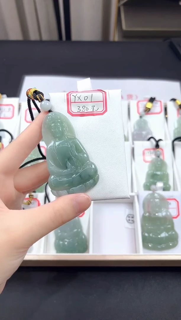 翡翠未镶嵌颈饰YX01绿素衣观音