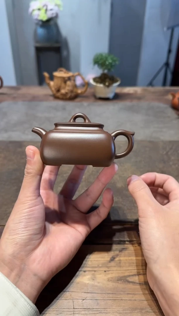 茶壶紫砂把***胖长四方 紫砂壶