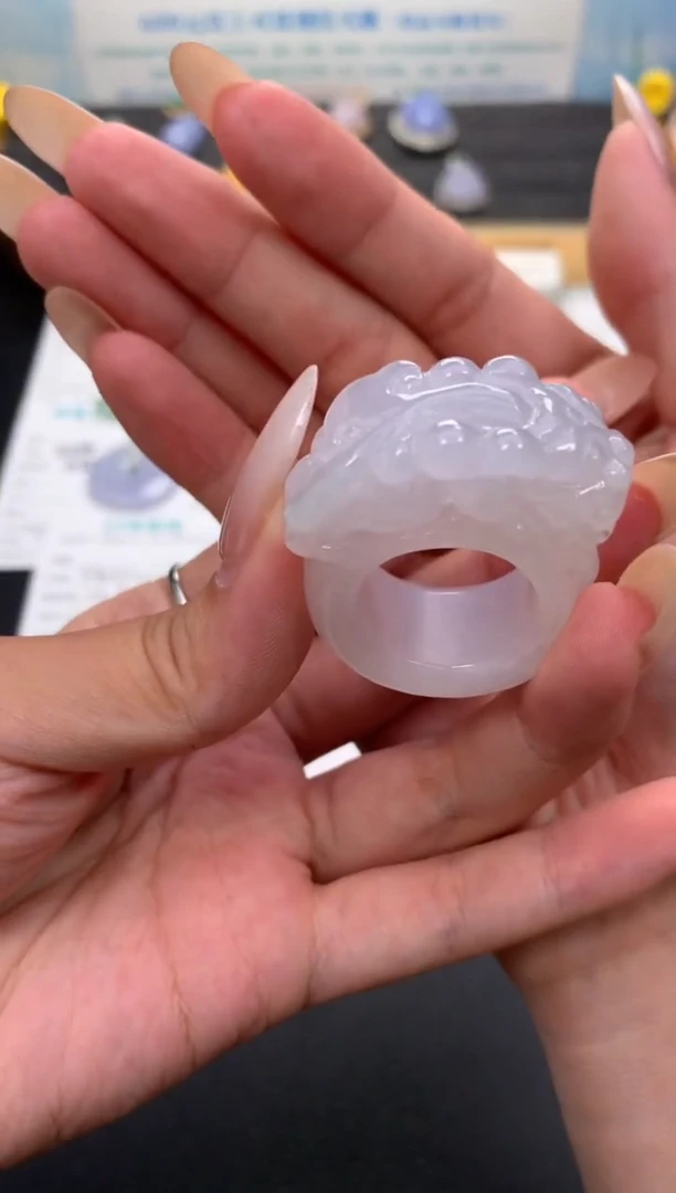 翡翠未镶嵌颈饰模式推广期48小时鉴赏期